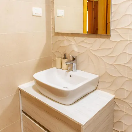 Prevolt فيلة Klanice